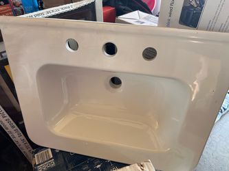 White Ceramic Bathroom Sink Basin