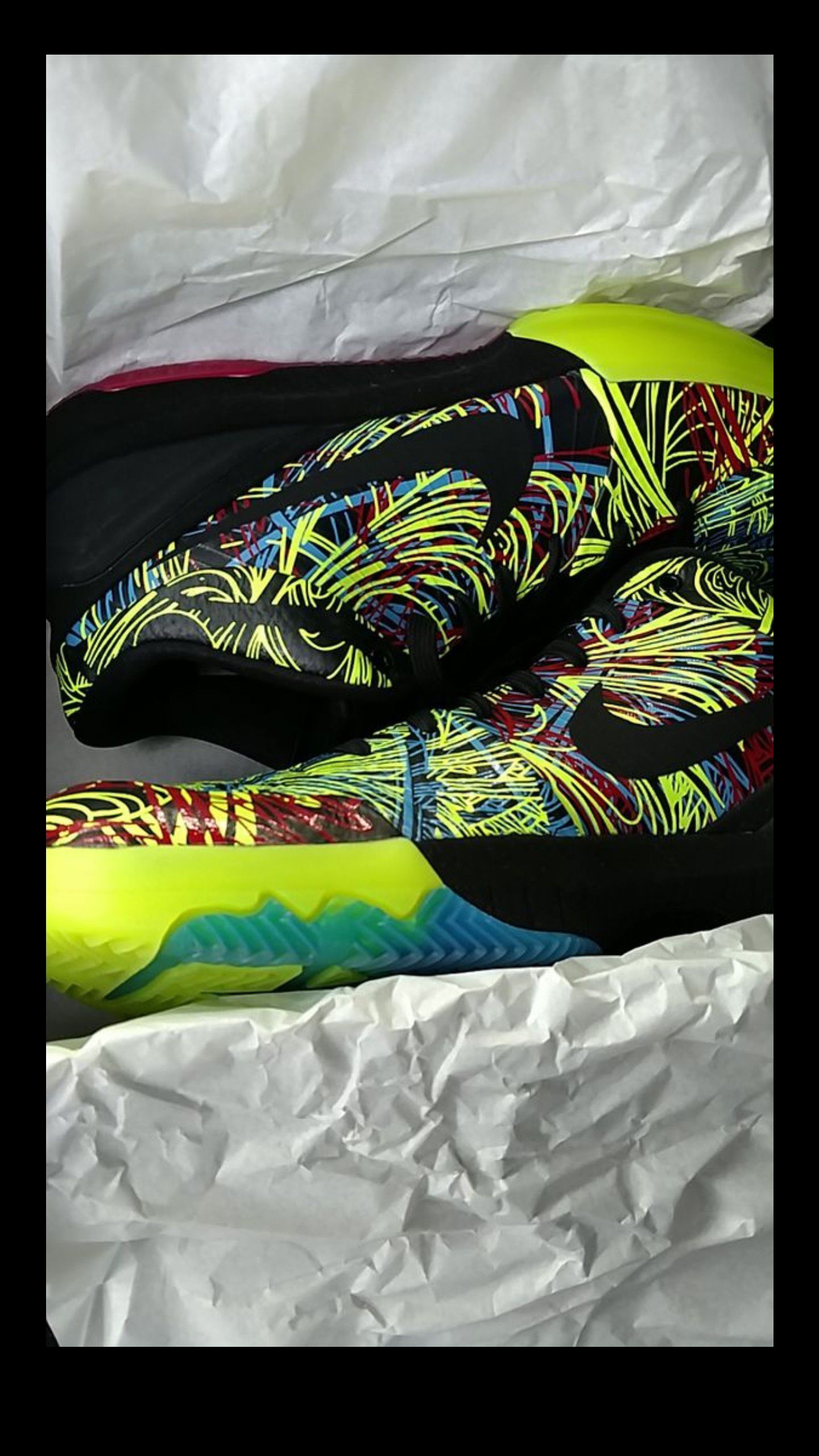 Kobe Bryant Nike size 11 KOBE IV protro wizenard shoes