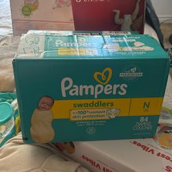Newborn Pampers 