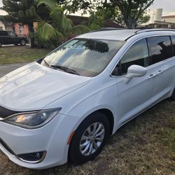 2018 Chrysler Pacifica