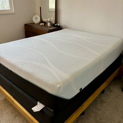 Tempur-Pedic Probreeze Hybrid Mattress - Queen + Foundation + Bamboo Frame