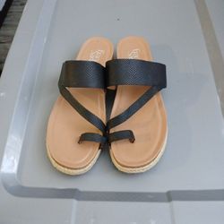 New Ladies Franco Sarto  Sandals size 9