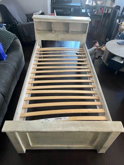 Grey twin bed