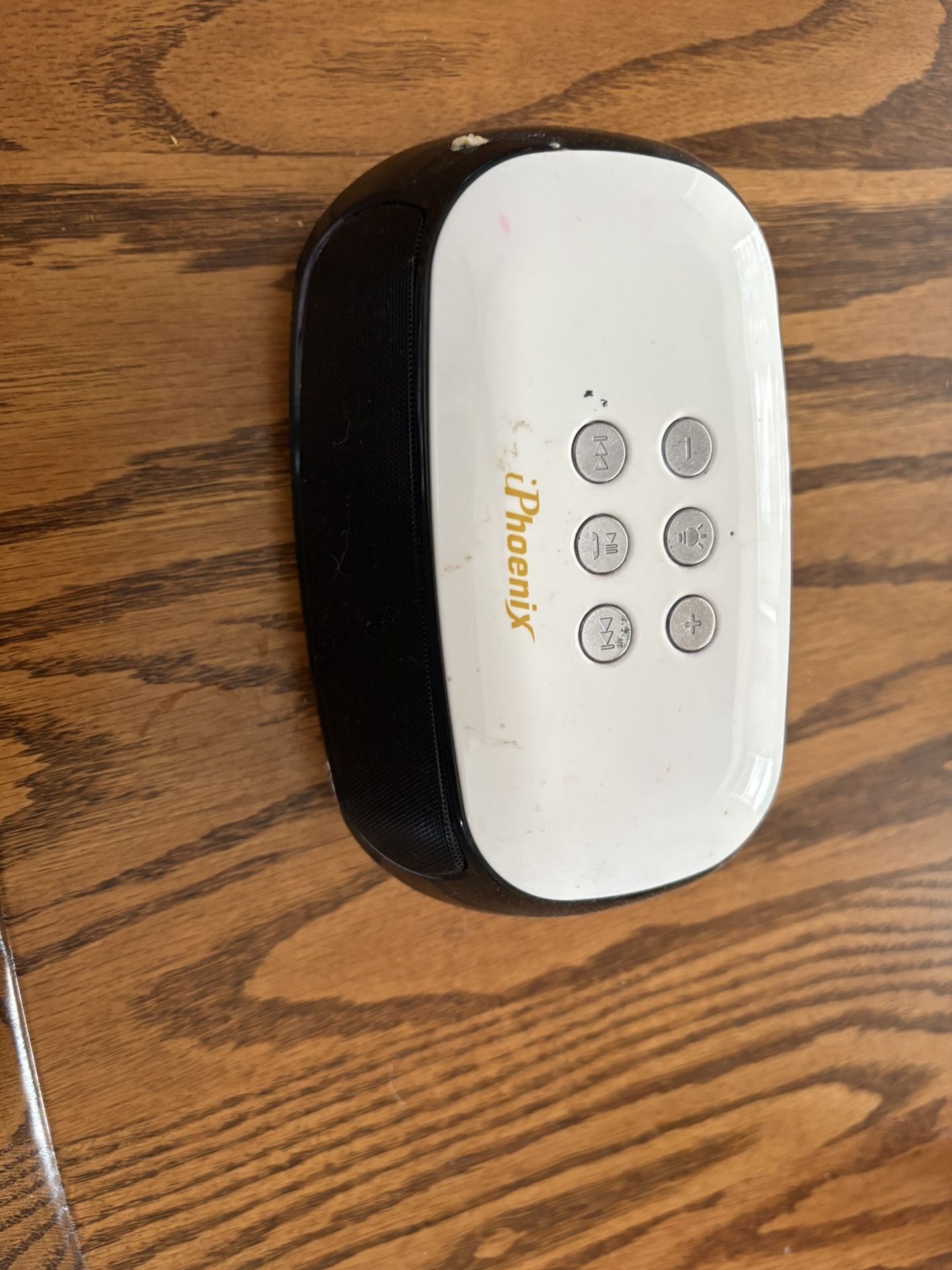Iphoenix Speaker