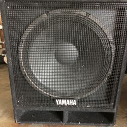 Yamaha Subwoofer 