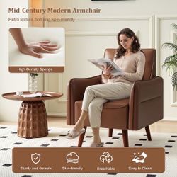 Brand new accent chair