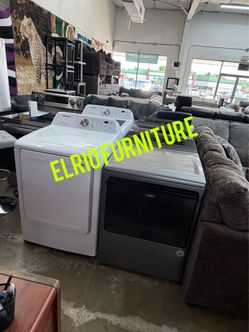 Washer or dryer