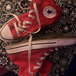 Converse High Tops Red