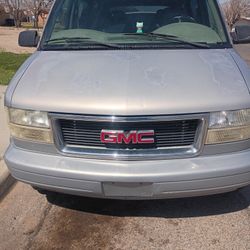 2000 GMC Safari Van