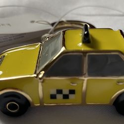 RARE NWT Authentic Kate Spade Taxi Cab Keychain