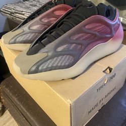 Size 7 Yeezy 700 