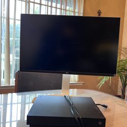 Xbox One X and UHD 4k Monitor 27” LG