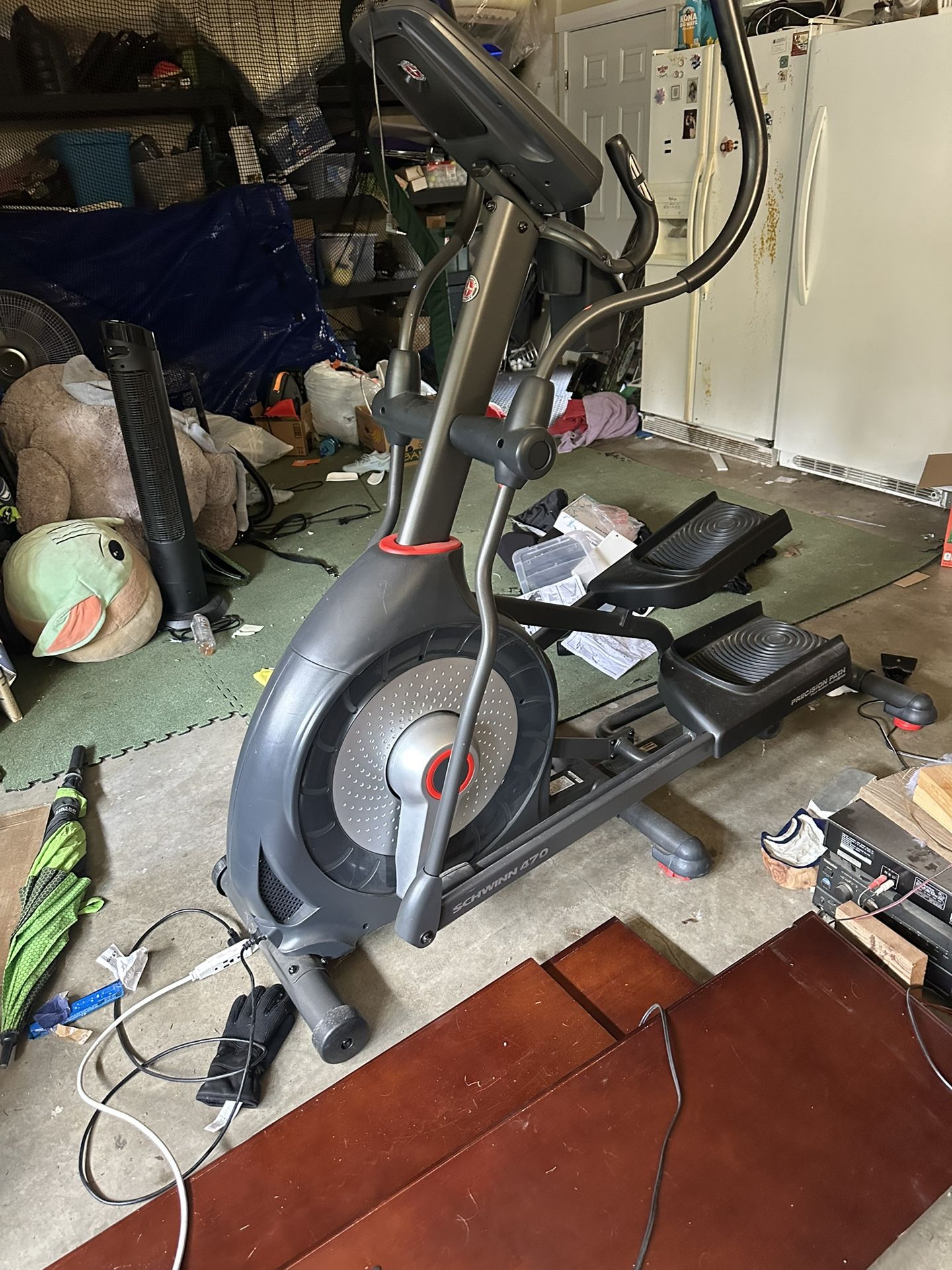 Schwinn 470 Elliptical