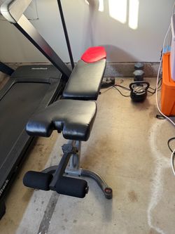 Adjustable workout bench