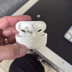Apple air pods