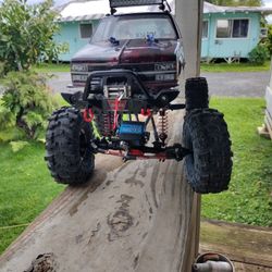 Axial R/C Monster Crawler 1/10 scale