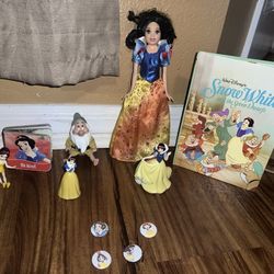 Snow White Toy Lot 