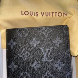 Men’s LV Wallet 