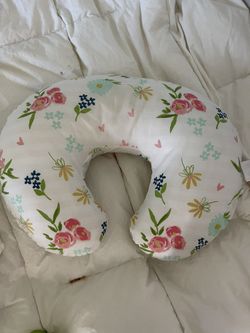 Nursing Pillow And Cover