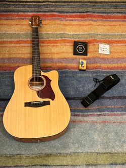 Guitar for sale $75