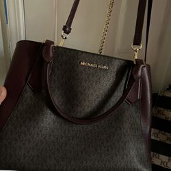 Micheal Kors 