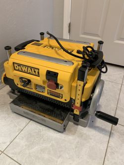 DEWALT 15 Amp Corded 13 in. Planer