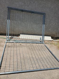 1 CHAIN LINK FENCE GATE/PANEL & 1 CHAIN LINK FENCE PANEL $125 PAIR