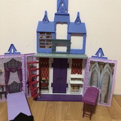 Frozen Barbie Castle 