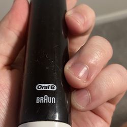 Braun Electronic Toothbrush 