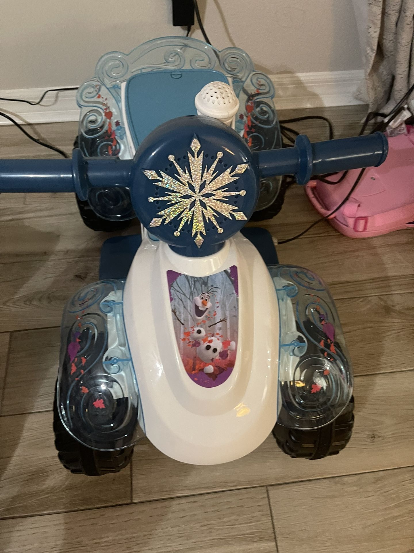 Frozen Powered Ride On