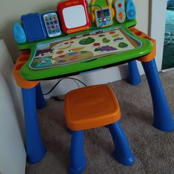 VTech Toddler Desk 