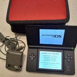 Nintendo DS Lite 