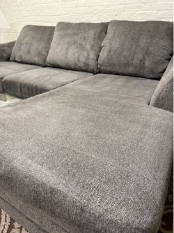Black Sectional Couch (Free Delivery)