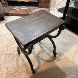 Baybrin Rectangular Chair Side End Table (Ashley Furniture)