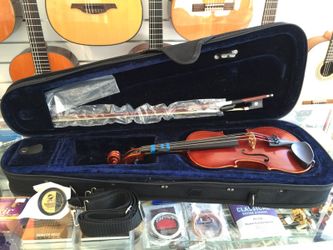 Used 1/10 CK violin outfit