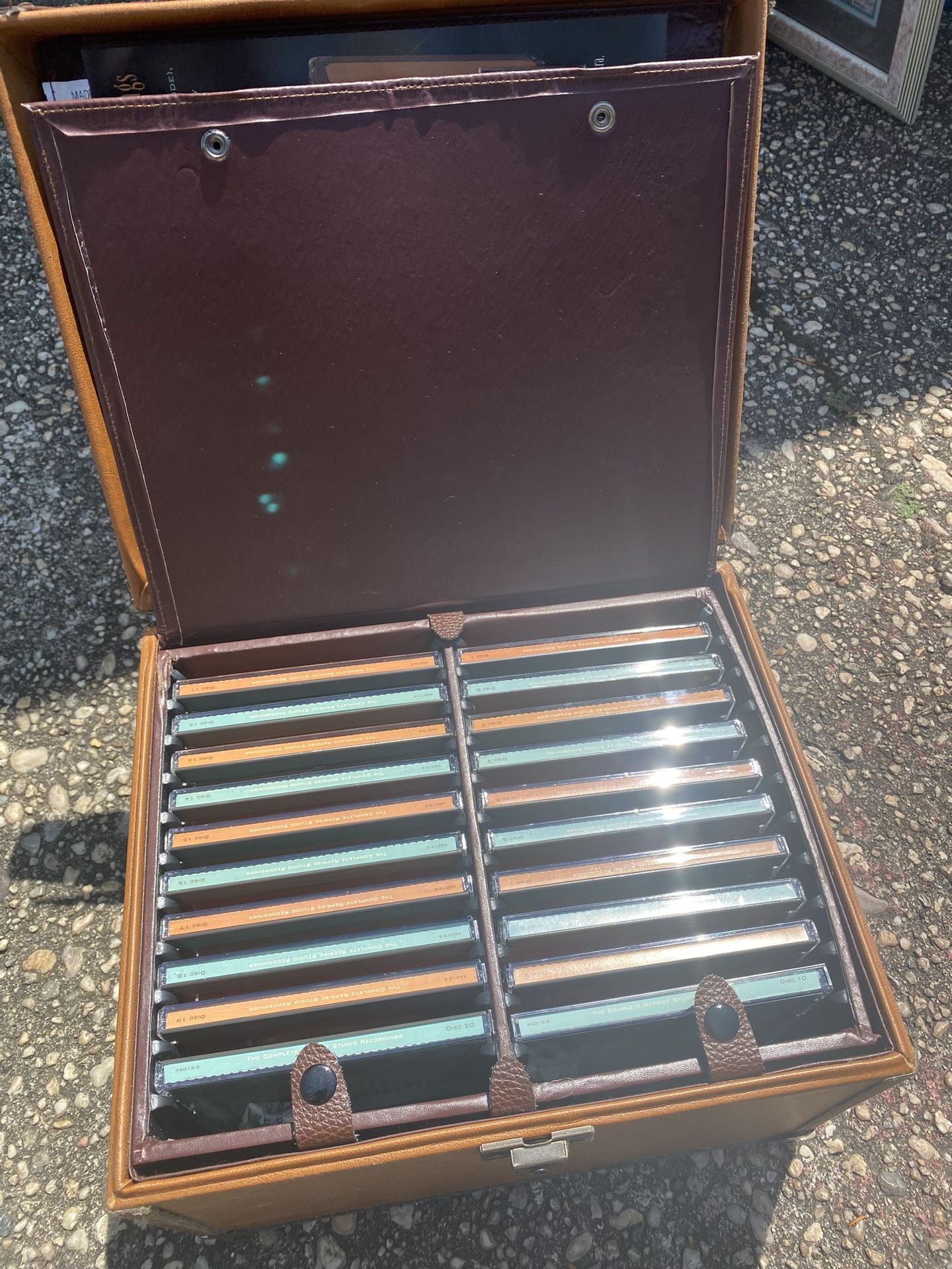 Frank Sinatra CD Collectors Edition In Wood Box