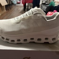 ON CLOUD MONSTER MEN SIZE 13 ONLY