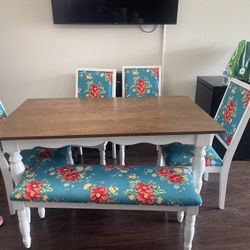 Pioneer Dinette Set