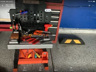 Black &Decker kids tool shop with over 40 tools/pieces, working/sound saw very clean Sturdy and create the realistic fun for your child Plainfield, Il