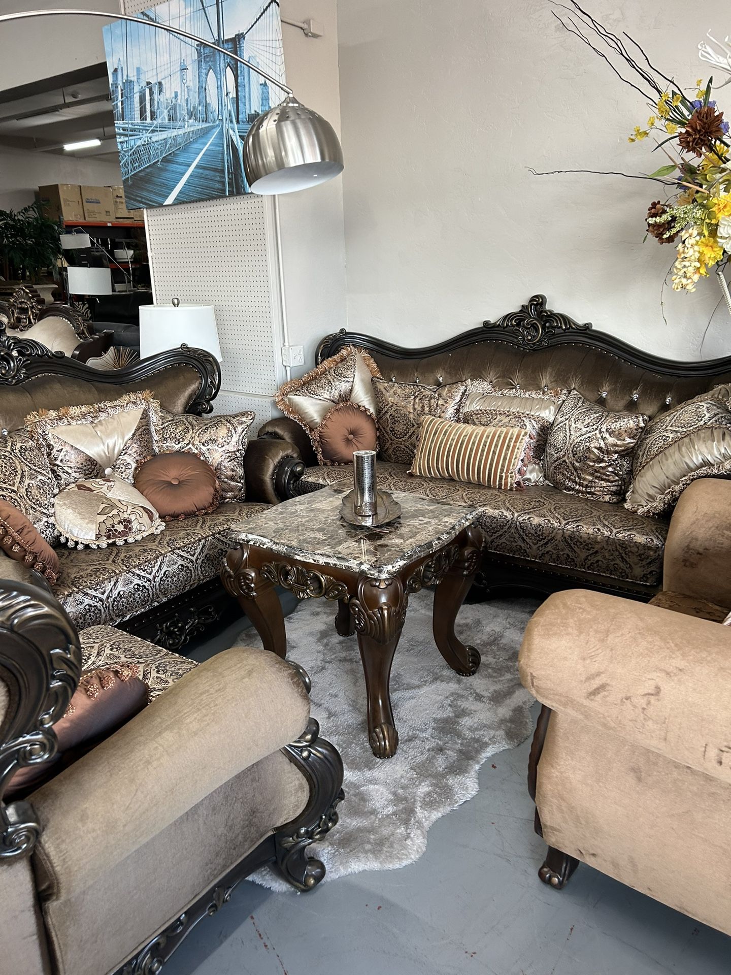 👑👑👑Royalty Style Sofa Sets 👑👑👑