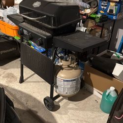 Bbq With Fairly New Propane Tank