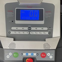 Smart Treadmill With Auto Incline
