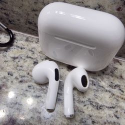 Apple Airpods 4 With Active Noise Cancellation 