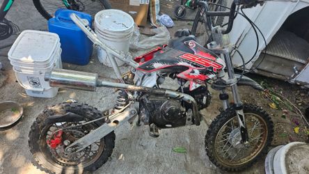 Pit bike dirt bike