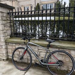  Specialized Sirrus – Medium 