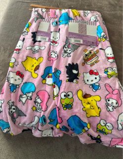 2 Hello Kitty Blanket