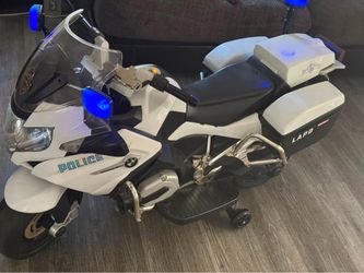 Vendo moto eléctrica de policia  para niños