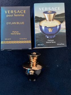 Versace Pour Femme Dylan Blue Eau de Parfum.  