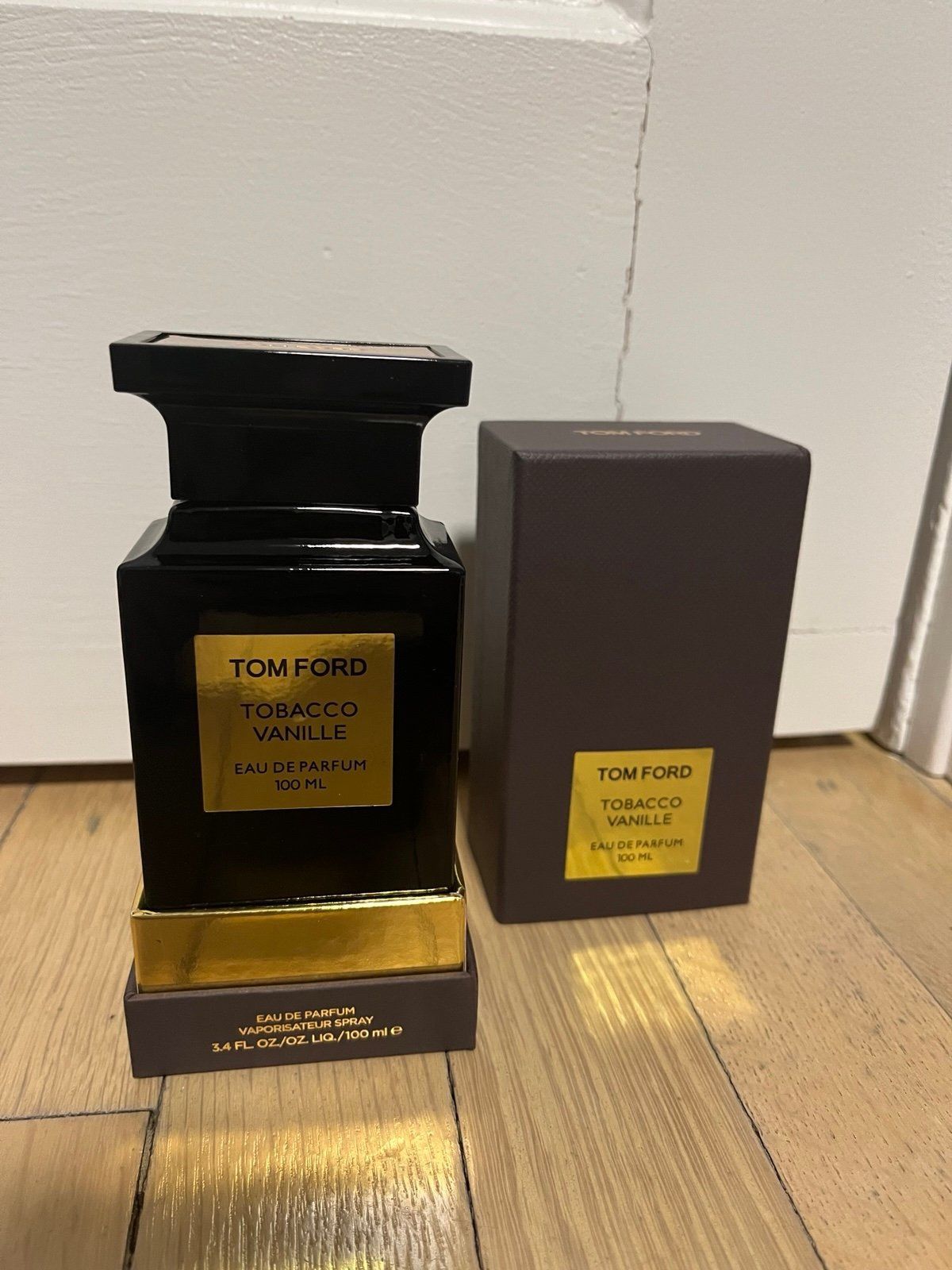 Tom Ford Tobacco Vanille Cologne.