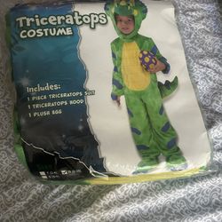 Costume